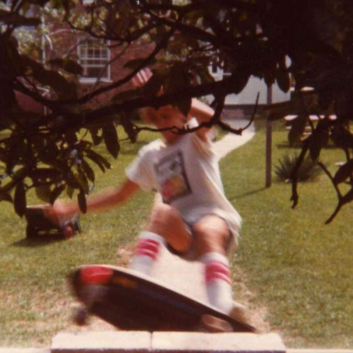 WAVVES - WAVVVES 2009WAVVES WAVVES 2009.jpg